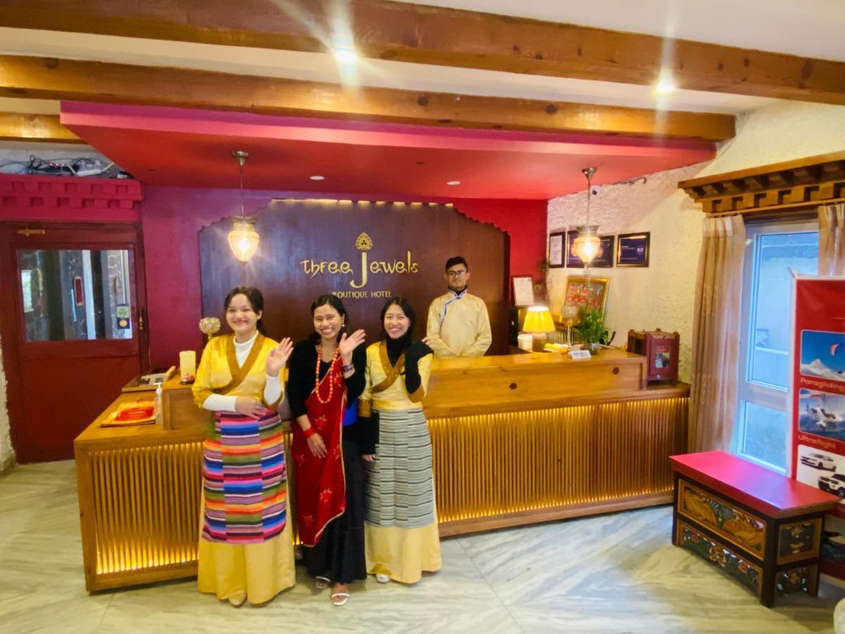 Three Jewels Boutique Hotel Pokhara Exterior photo